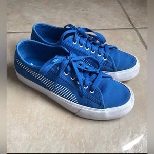 Puma Bari Womens Sneakers